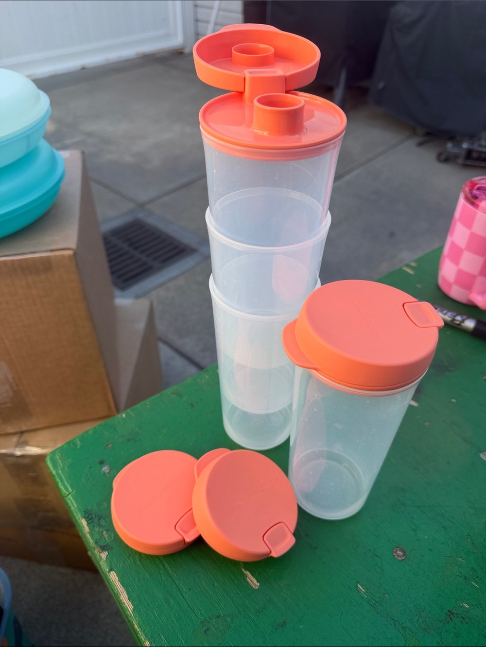 Stackable Orange Tupperware cups - 4 Pack